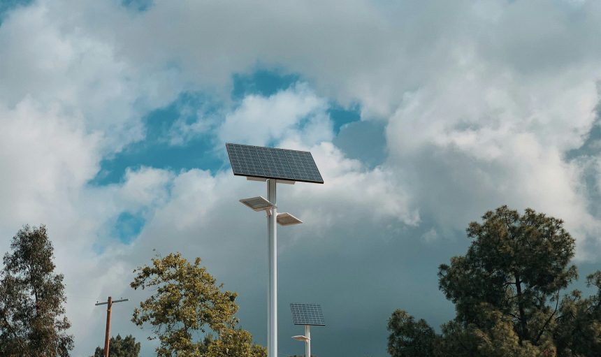 Komjoh Solar Flood Lights