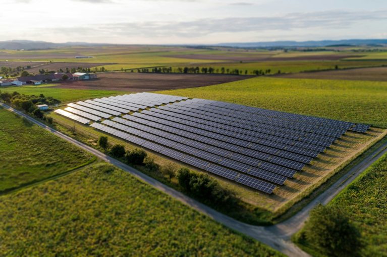Komjoh Solar Ground Mounted Solar Panels